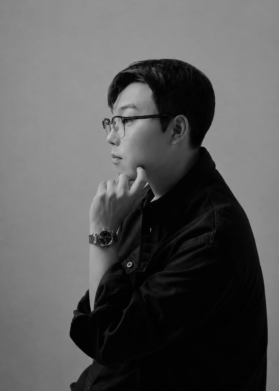 GRAVITY MUSIC STUDIO Artist & Director